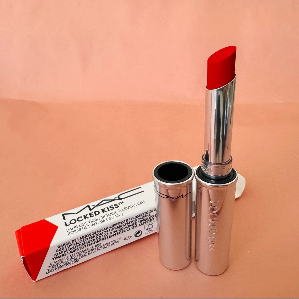 MAC Locked Kiss 24-Hour Lipstick 81 Gusty NEW